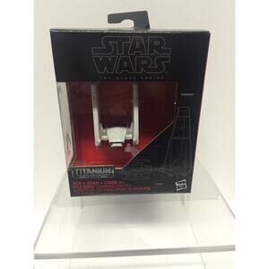 Star Wars Black Series Titanium #3 Vehicles - Kylo Ren Shuttle - Force Awakens